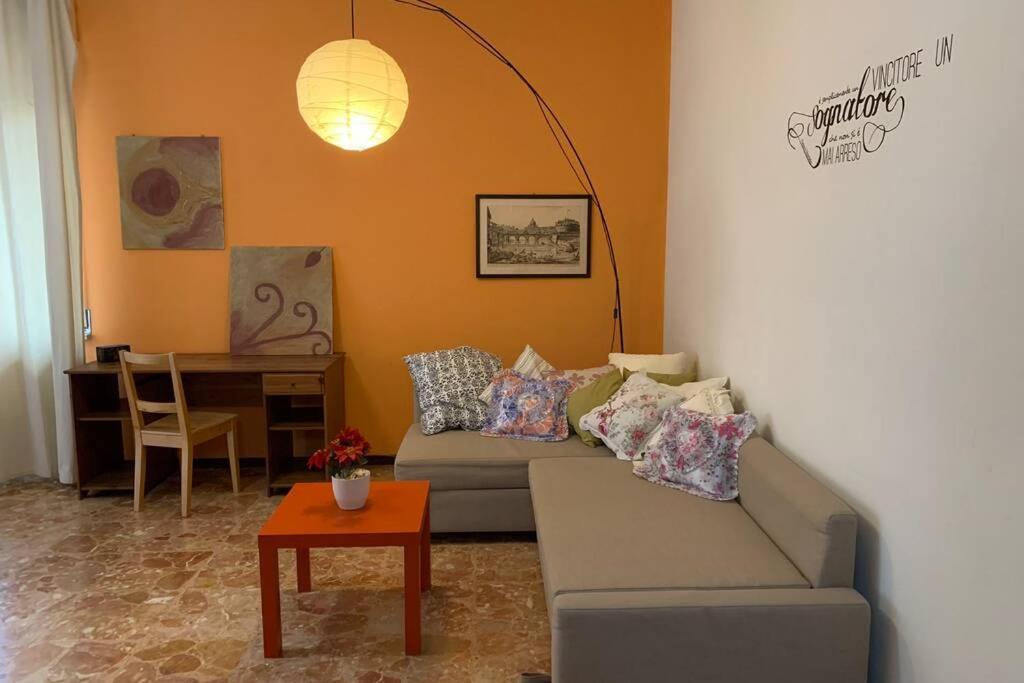 Ferienwohnung A Casa Da Claudio Parma Exterior foto